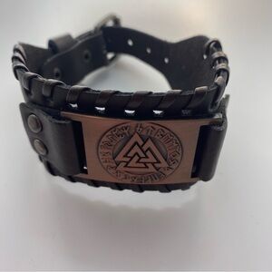 Unisex Viking Rune Black Leather Bracelet Adjustable Valknut Nordic Style 7-8”